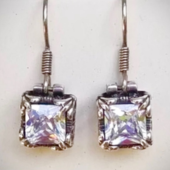 Silpada Rare Vintage Sterling Silver
"Uptown" Earrings - Picture 2 of 10